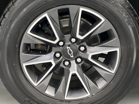 Used 2021 Chevrolet Suburban Z71 w/ Z71 Off-Road Package image 67