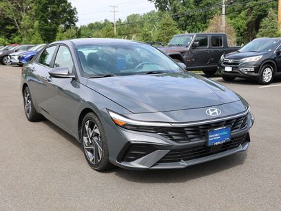 Certified 2025 Hyundai Elantra SEL