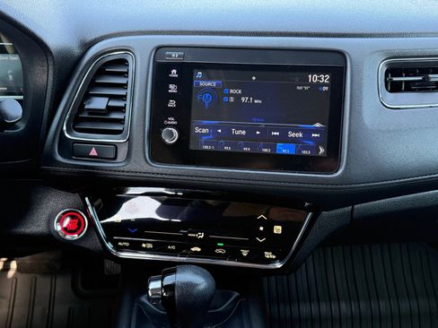 Used 2020 Honda HR-V EX image 24