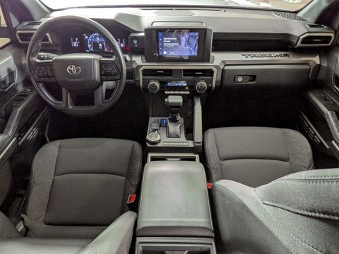 Used 2025 Toyota Tacoma SR5 AWD/4WD image 21
