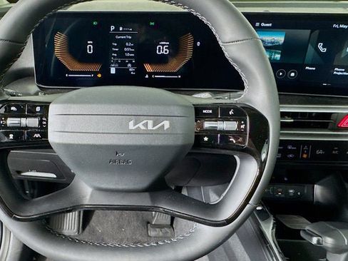 New 2026 Kia Sorento S AWD/4WD image 13