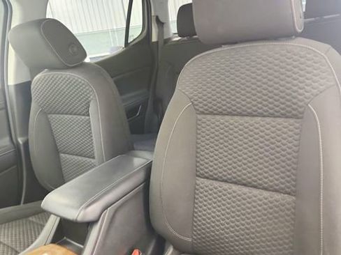 Used 2019 GMC Acadia SLE w/ Driver Alert Package I FWD image 9