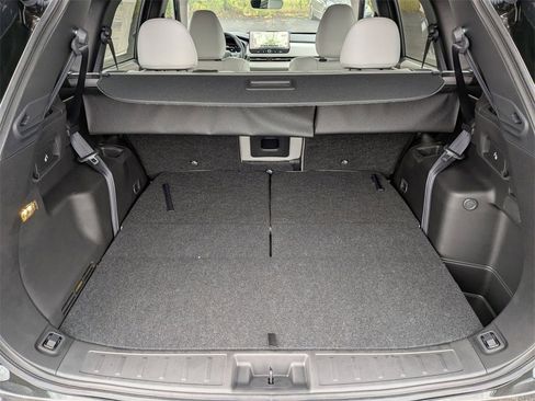 New 2025 Mitsubishi Outlander SE image 29