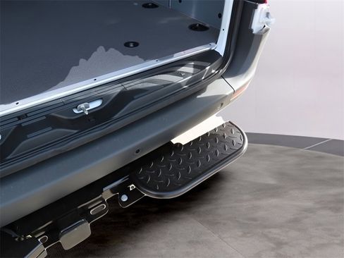 Used 2024 Mercedes-Benz Sprinter 3500 image 27