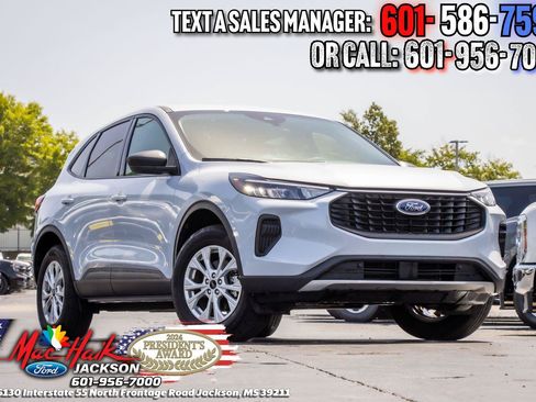 Certified 2025 Ford Escape Active AWD/4WD image 2