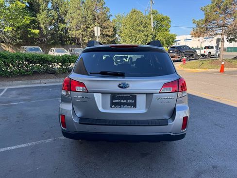 Used 2011 Subaru Outback 2.5i Premium w/ Protection Pkg 1A AWD/4WD image 5