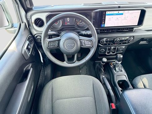 Used 2024 Jeep Wrangler Unlimited Sport AWD/4WD image 20