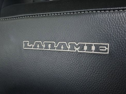 Used 2021 RAM 1500 Laramie AWD/4WD image 11