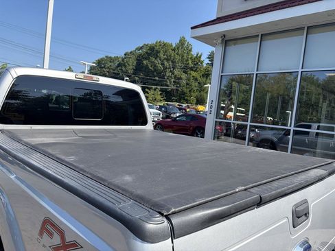 Used 2016 Ford F350 Lariat w/ Lariat Ultimate Package AWD/4WD image 15