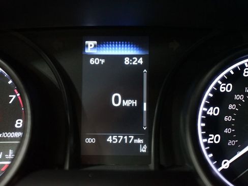 Used 2022 Toyota Camry SE FWD image 17