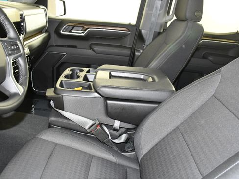 Used 2026 Chevrolet Silverado 1500 RST image 40