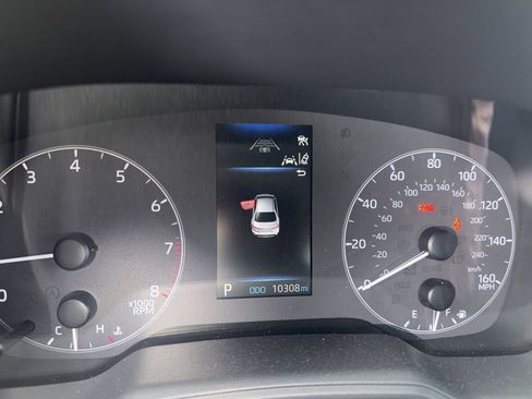 Certified 2025 Toyota Corolla LE w/ Convenience Package image 6