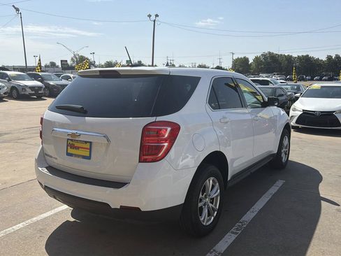Used 2017 Chevrolet Equinox LS AWD/4WD image 5