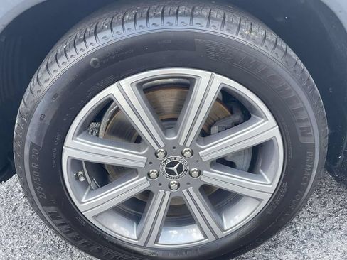Used 2022 Mercedes-Benz GLS 450 4MATIC image 7