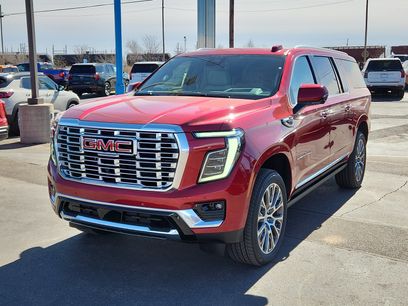 New 2026 GMC Yukon XL Denali w/ Sun & Power Step Package