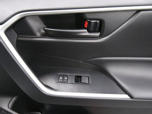 Used 2023 Toyota RAV4 LE image 25