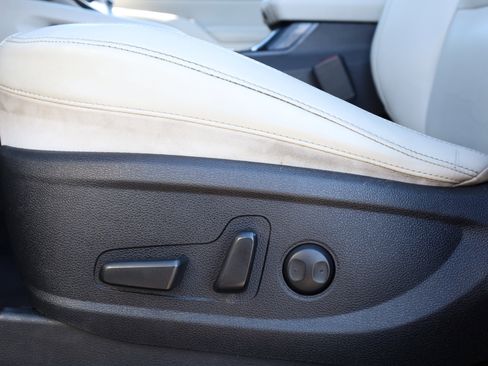 Used 2022 Kia Telluride S image 19