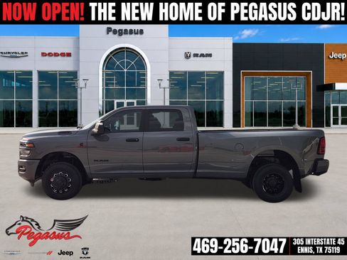 New 2027 RAM 3500 Big Horn AWD/4WD image 3