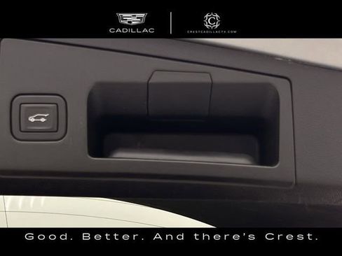 Certified 2025 Cadillac XT4 Premium Luxury FWD image 33