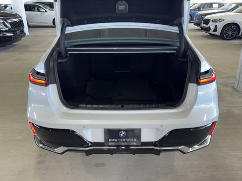 Used 2025 BMW 740i xDrive image 11