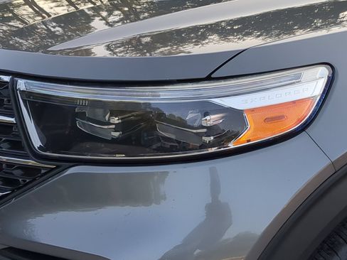 Certified 2023 Ford Explorer XLT AWD/4WD image 44
