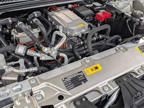 New 2026 BMW iX xDrive60 image 18