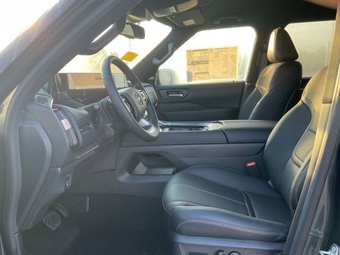 New 2026 Nissan Armada SL w/ Captain's Chari Seat Package AWD/4WD image 12