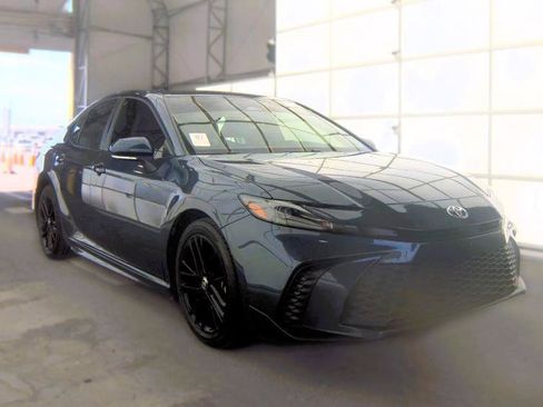 Used 2026 Toyota Camry SE w/ Multimedia Upgrade Package FWD image 2