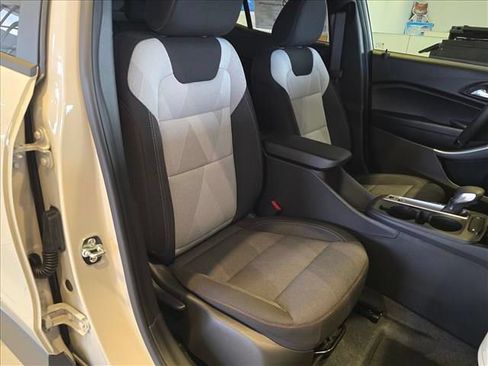 New 2026 Chevrolet Trax RS w/ Driver Confidence Package FWD image 14