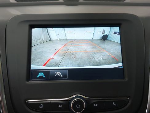 Used 2018 Chevrolet Equinox LT FWD image 36