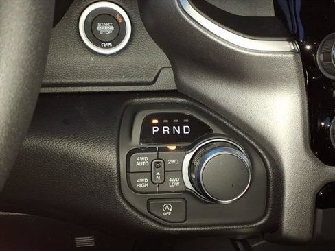 New 2026 RAM 1500 Big Horn AWD/4WD image 9