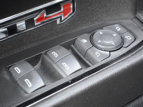 Used 2024 GMC Sierra 1500 AT4 w/ Technology Package image 24