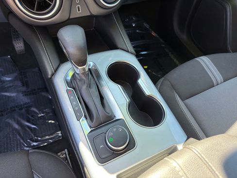 Used 2024 Chevrolet Blazer LT image 22