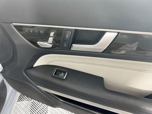 Used 2017 Mercedes-Benz E 400 Cabriolet image 23