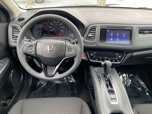Used 2016 Honda HR-V EX image 11