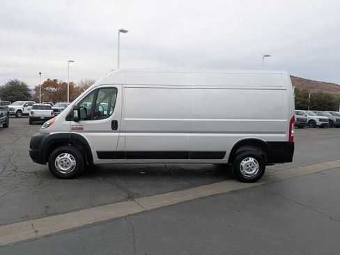 Used 2022 RAM ProMaster 2500 image 7