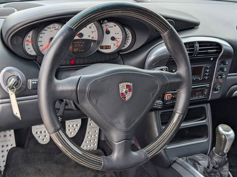 Used 2002 Porsche 911 Carrera image 12