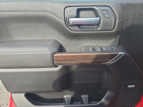 Used 2021 Chevrolet Silverado 1500 LT Trail Boss w/ Convenience Package II image 13