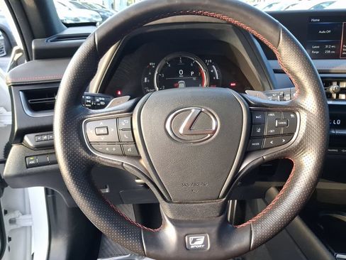 Used 2021 Lexus UX 200 F Sport w/ Accessory Package (Z1) FWD image 18