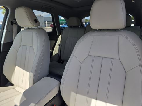 New 2025 Audi Q5 Premium image 21