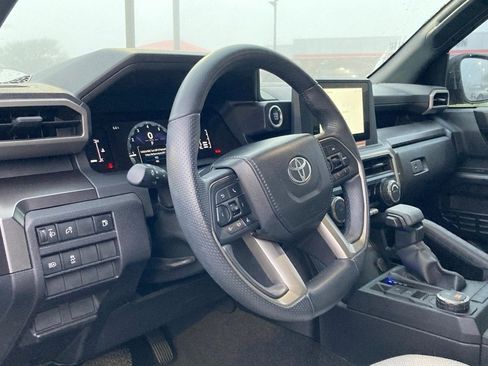 Used 2025 Toyota 4Runner SR5 image 8