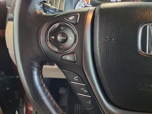 Used 2018 Honda Ridgeline RTL-T image 26