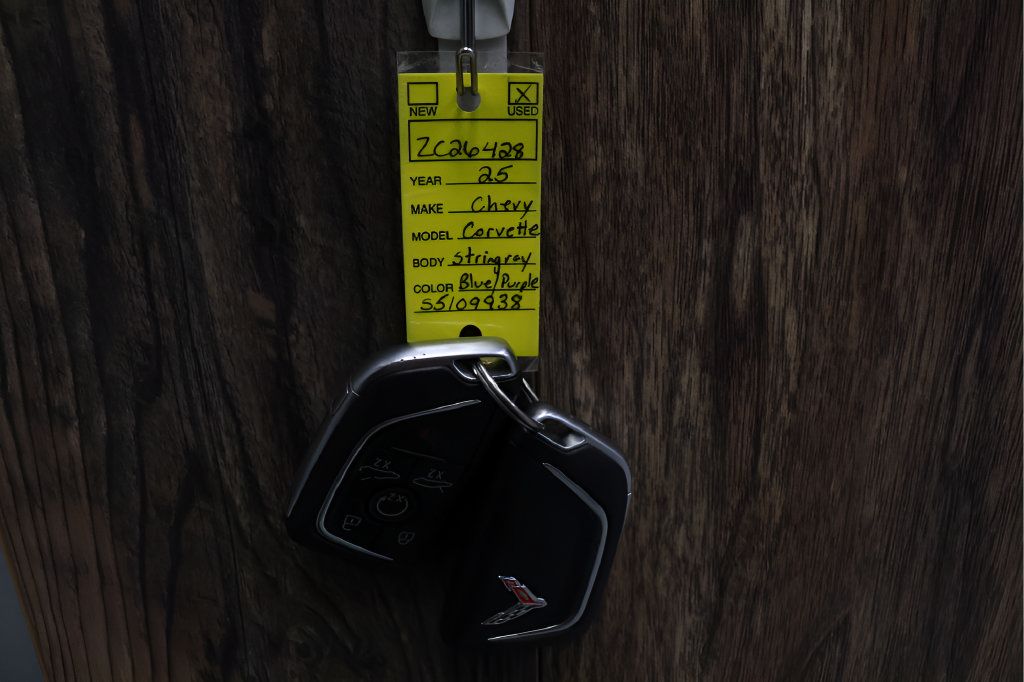 Used 2025 Chevrolet Corvette Stingray Coupe w/ 1LT RWD image 40