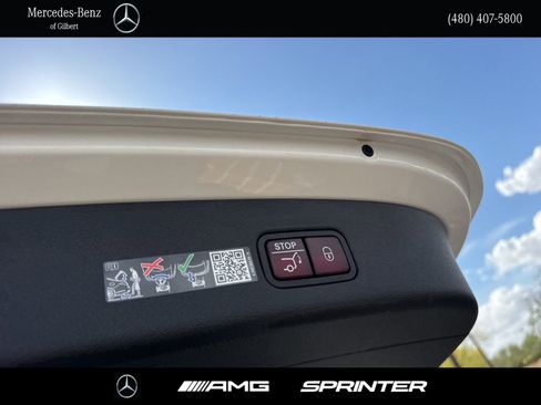 New 2026 Mercedes-Benz GLC 350e 4MATIC image 7