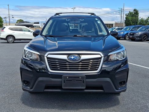 Used 2020 Subaru Forester Premium AWD/4WD image 2
