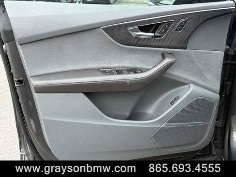 Used 2019 Audi Q8 Prestige image 13