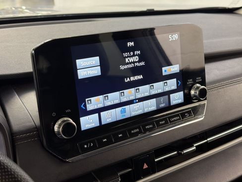 Used 2024 Mitsubishi Outlander SE AWD/4WD image 20