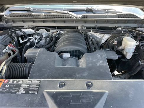 Used 2017 Chevrolet Silverado 1500 LTZ Z71 w/ LTZ Plus Package AWD/4WD image 31