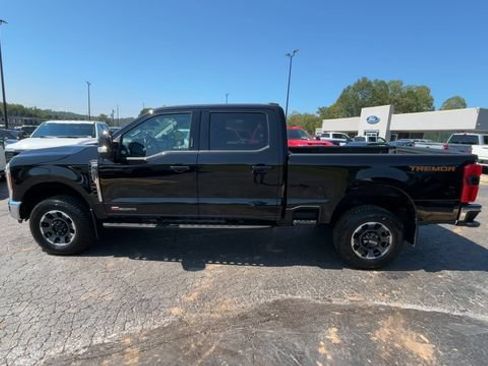 Used 2023 Ford F250 Lariat w/ Lariat Ultimate Package AWD/4WD image 5