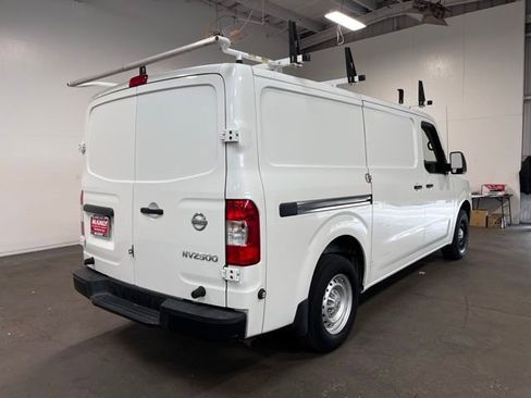Used 2020 Nissan NV 2500 S RWD image 3